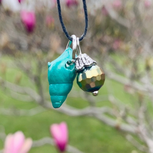 š¦š· Lake Huron Painted Seashell Necklace